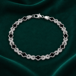 ✨ Noir Clover Bracelet - 21.240 GM
