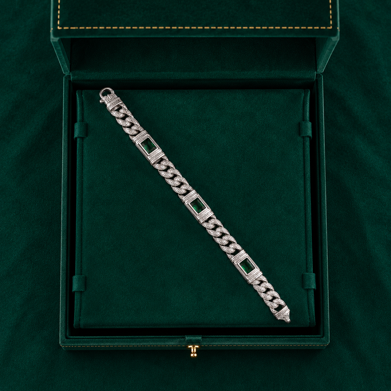 ✨ Emerald Cuban Bracelet - 38.590