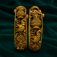 🏺 Kalasha Heritage Temple Bangles 40.270