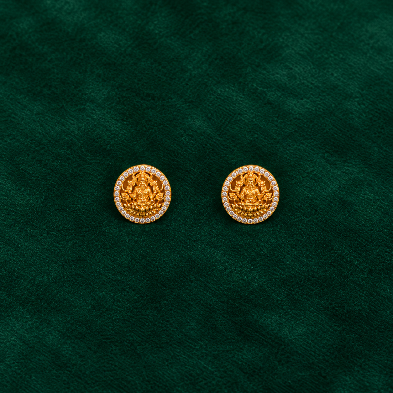 🪷 Lakshmi CZ Halo Studs - 7.900 GM